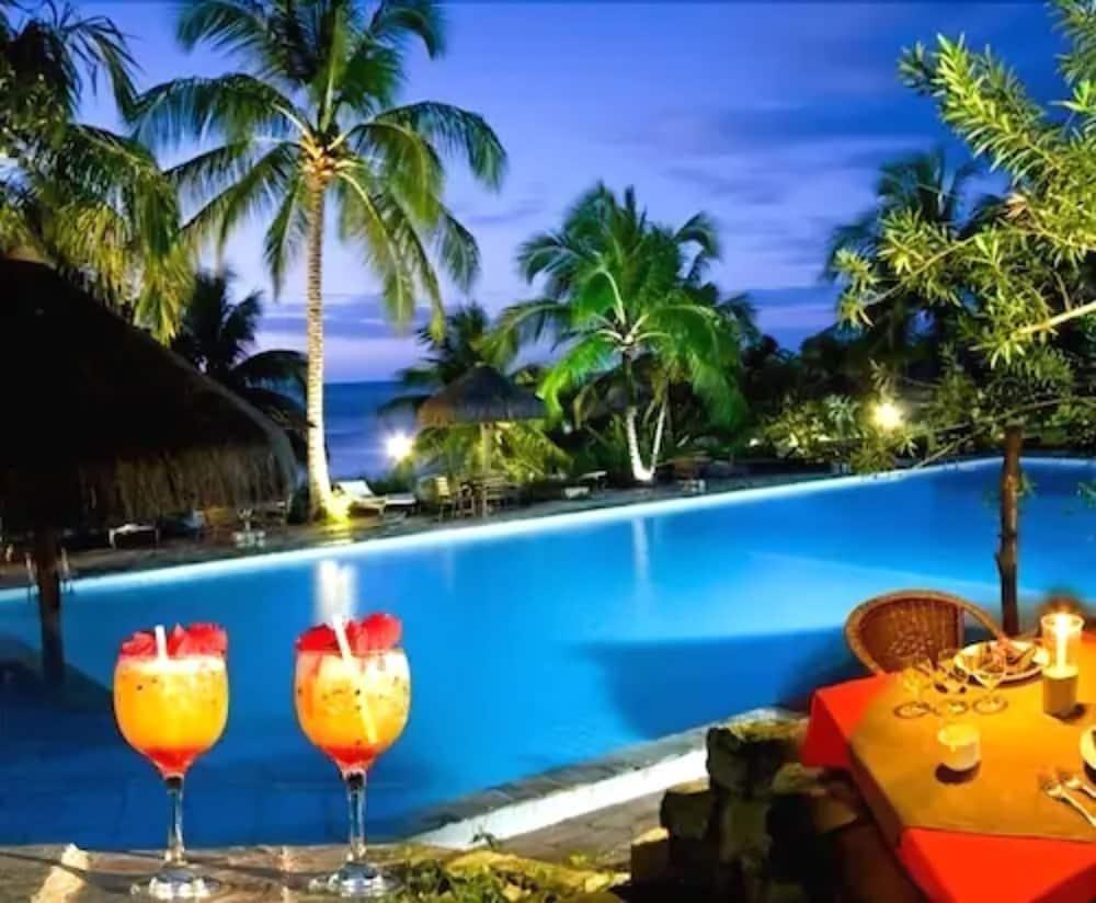 Hotel Marinas Praia de Pipa Exterior foto